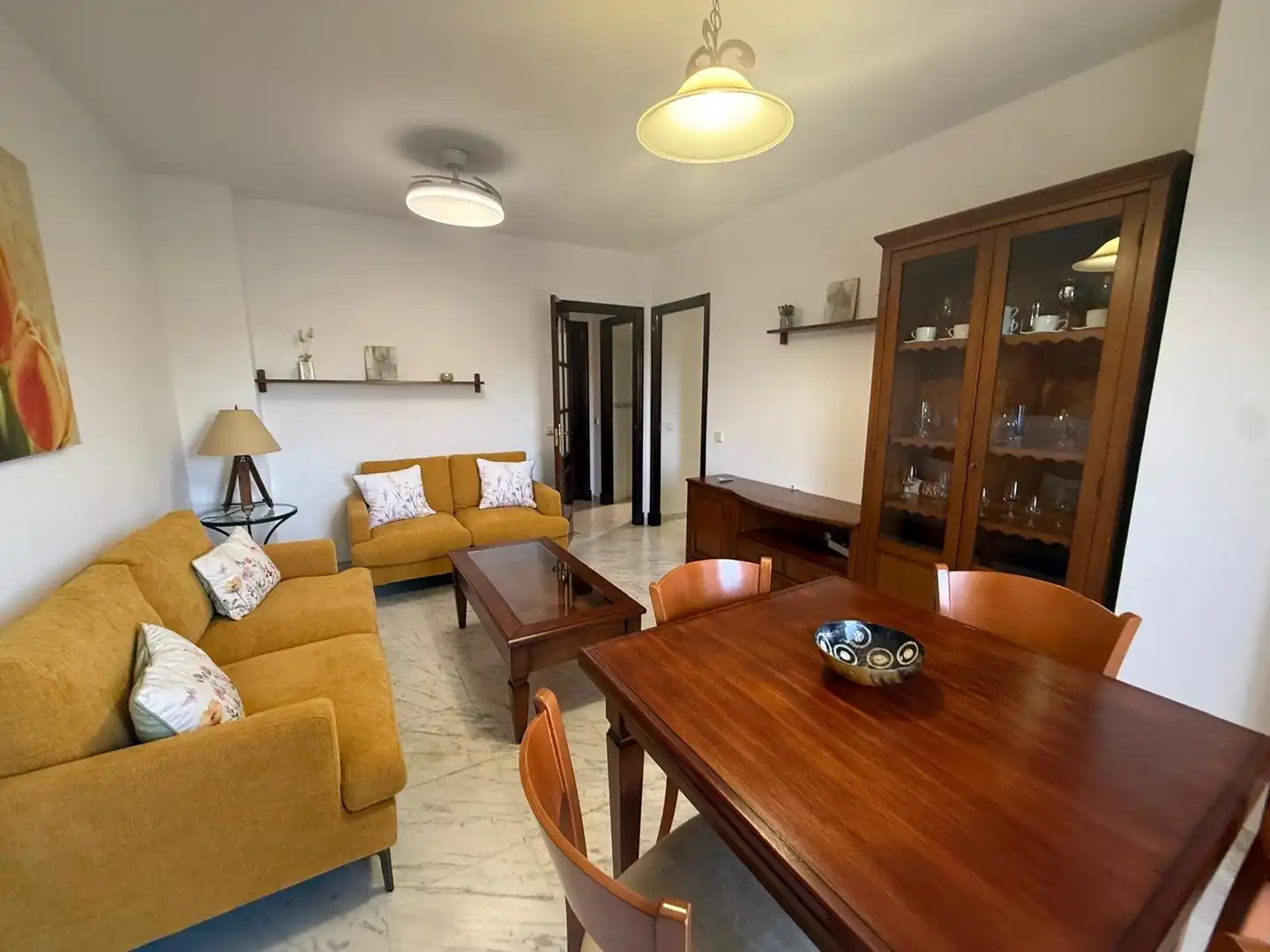 Wohnzimmer von Wohnung zur Miete in San Fernando mit Möbliert