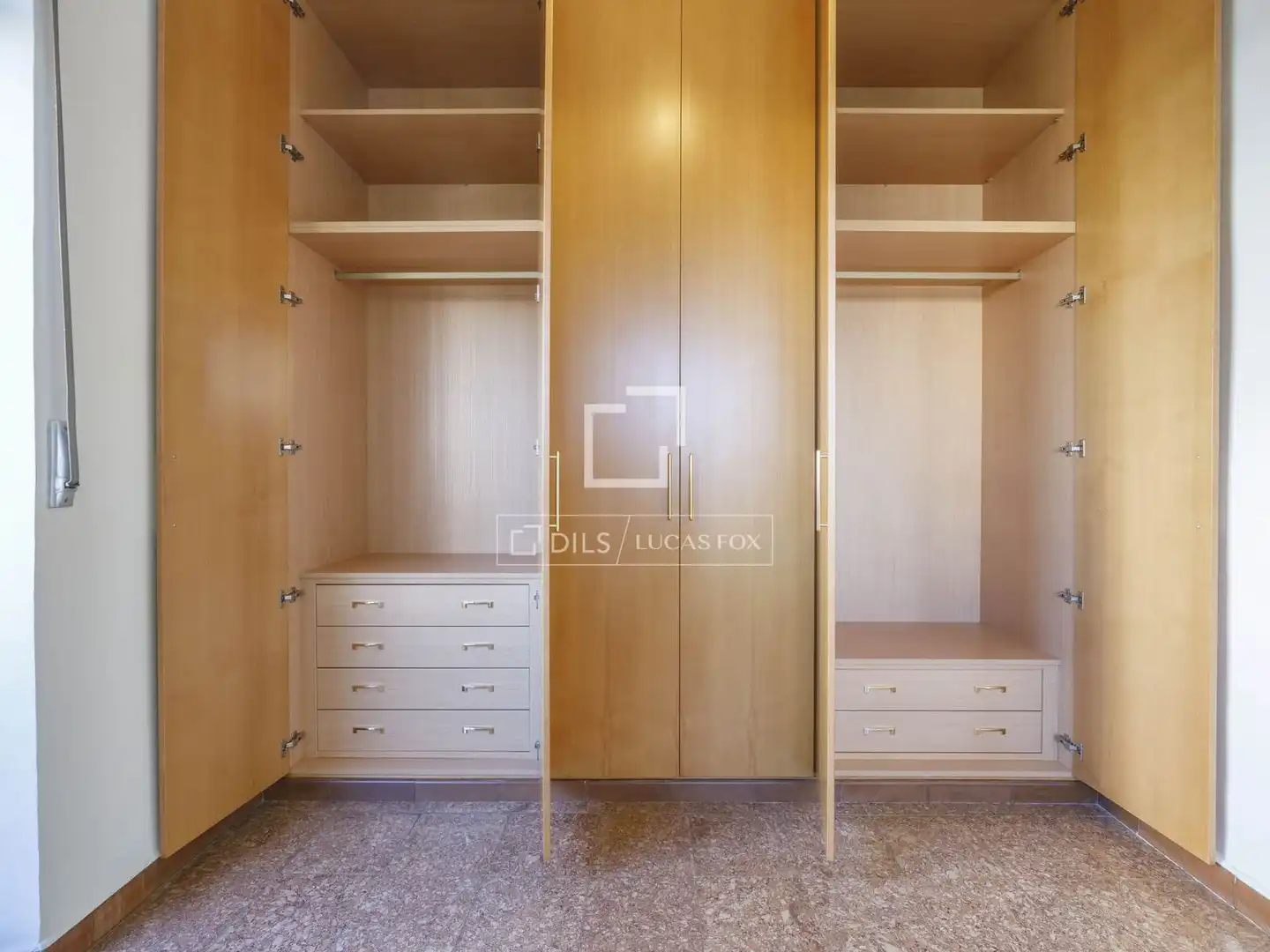 Bedroom of Flat for rent in Valencia  with Air Conditioner, Heating and Balcony