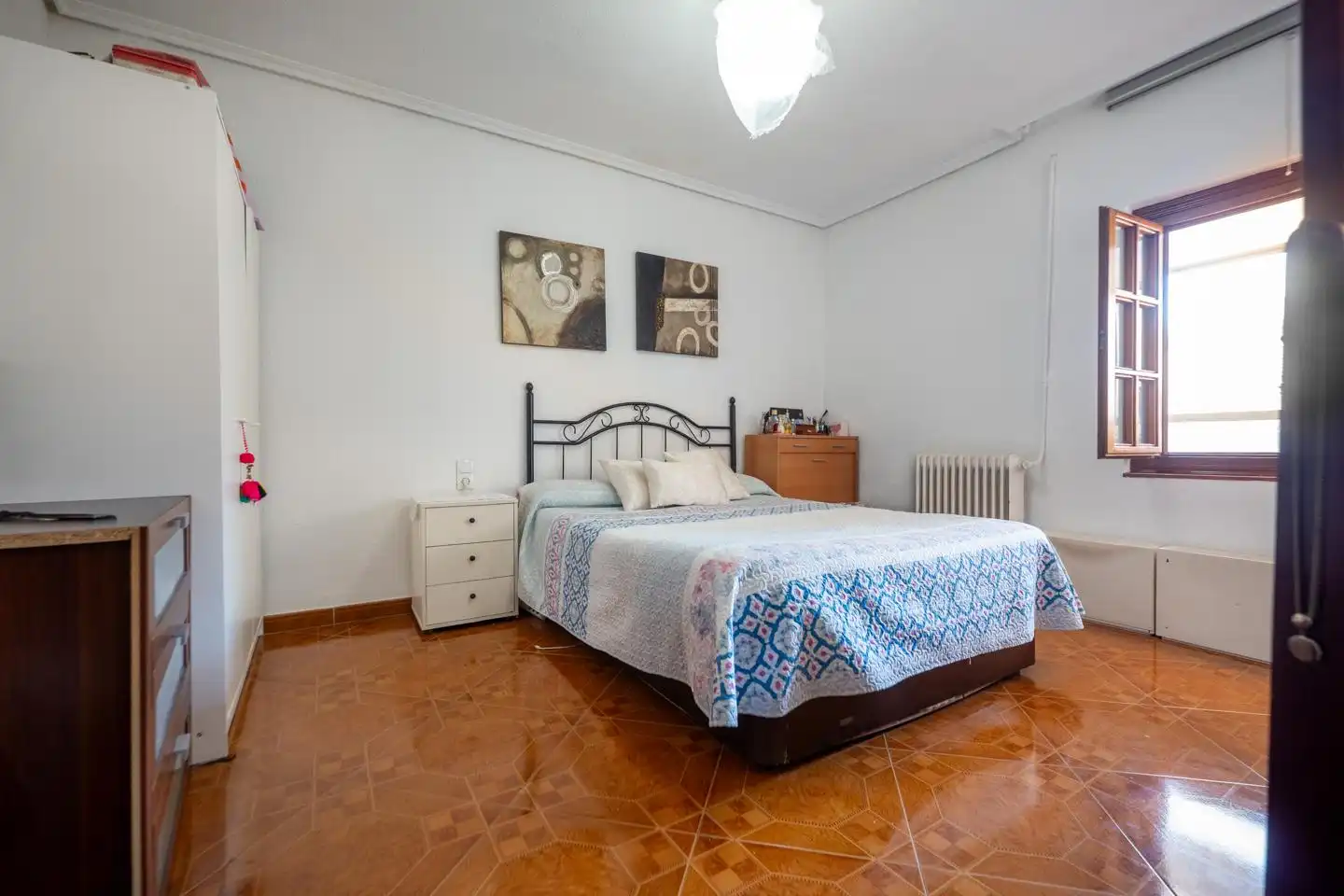 Habitación de Piso en venta en Ávila con Calefacción