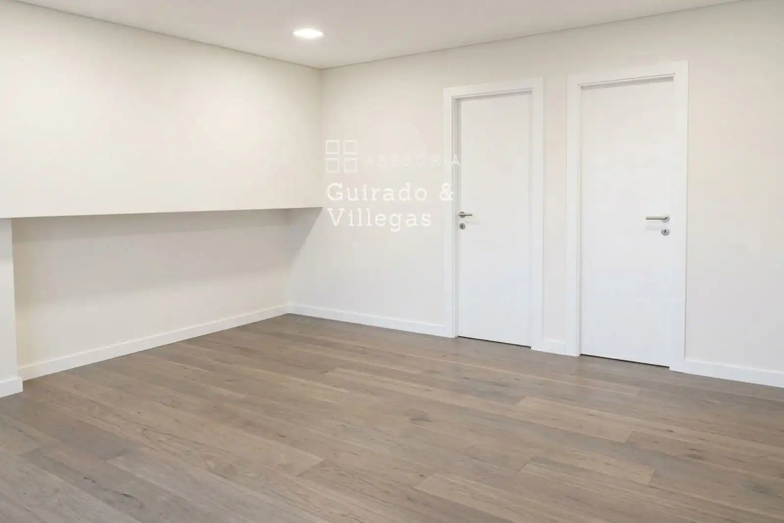 Habitación de Dúplex en venta en Terrassa con Terraza y Alarma