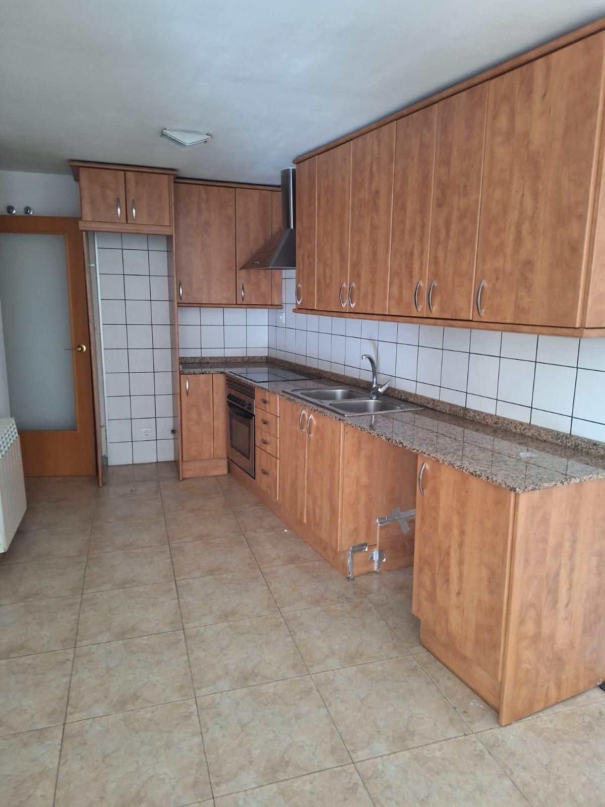Kitchen of Flat for sale in Rubí  with Balcony