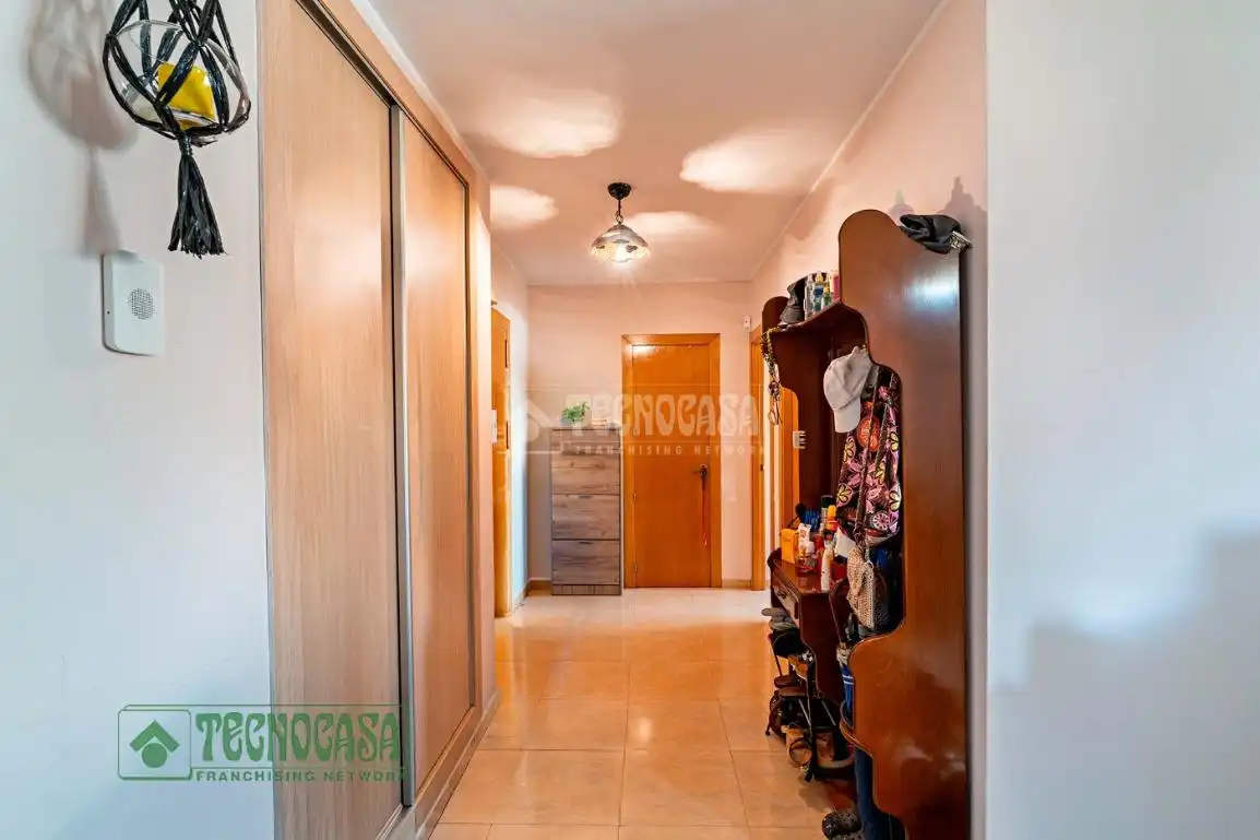 Wohnung zum Verkauf in El Ejido mit Möbliert und Balkon