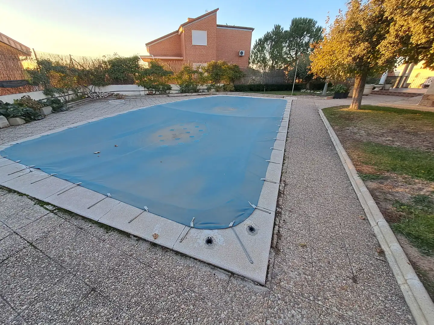 Swimming pool of Houses for sale in Aranjuez  with Air Conditioner, Heating and Private garden
