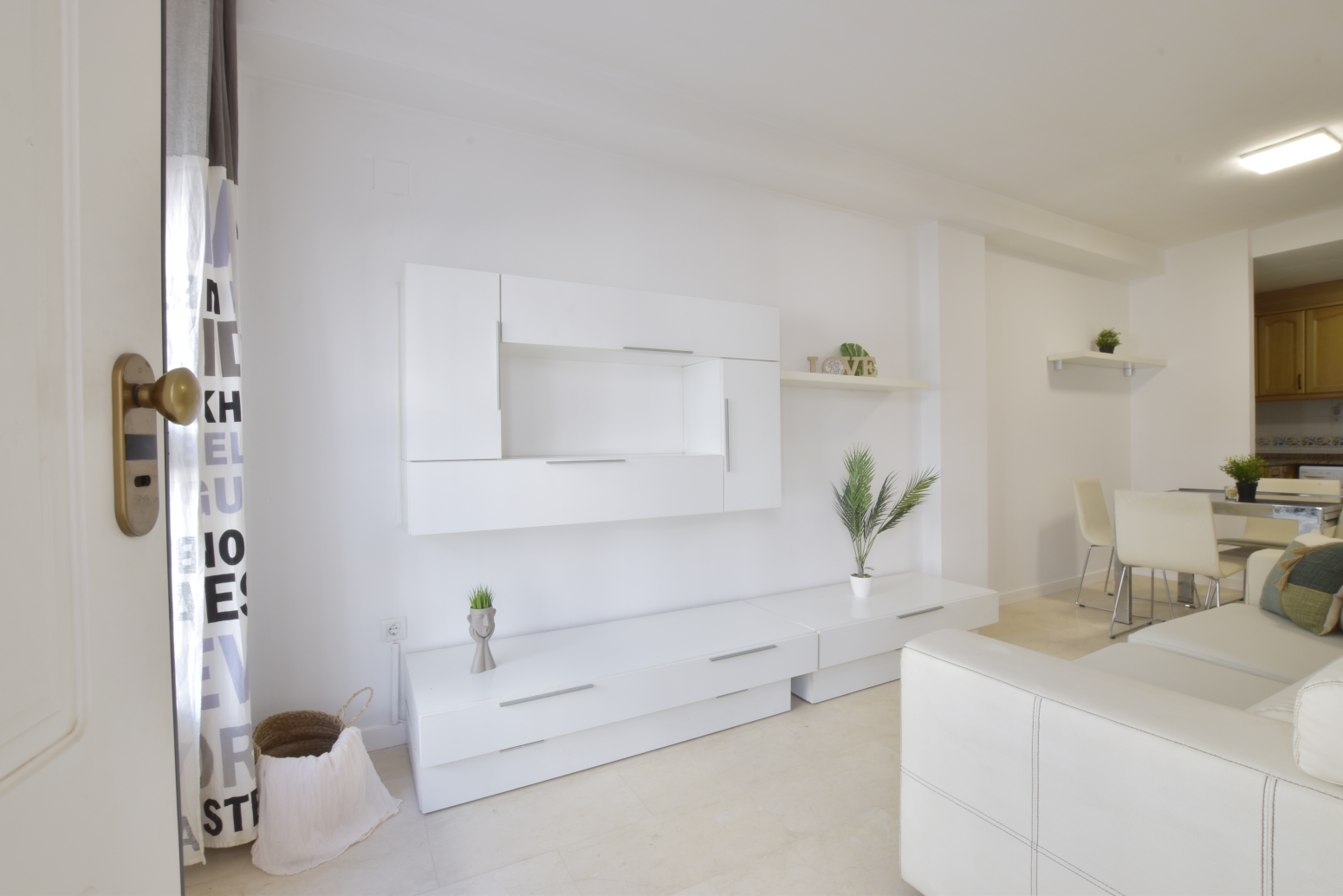 Sala d'estar de Pis en venda en Rafelbuñol / Rafelbunyol amb Aire condicionat, Traster i Piscina