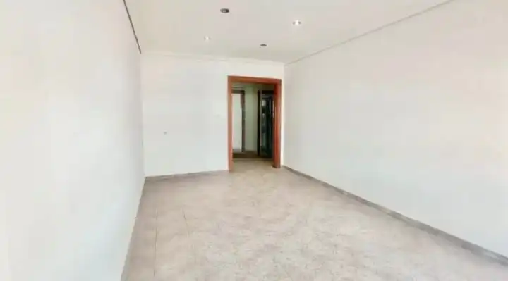 Piso de alquiler en Carrer de Joan d'Àustria, Centro