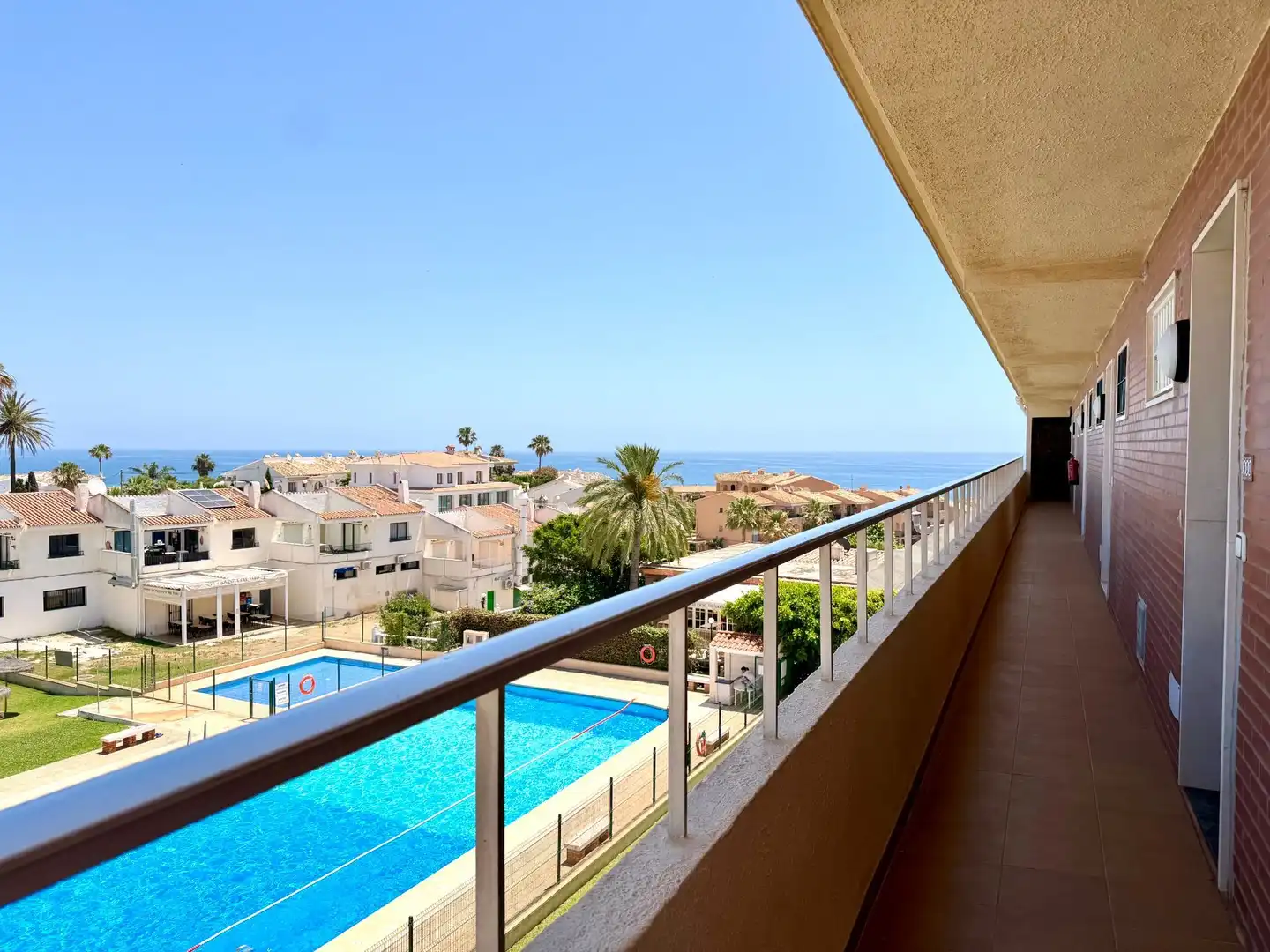 Piscina de Pis en venda en Mijas amb Aire condicionat, Calefacció i Terrassa