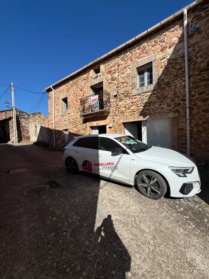 Vista exterior de Finca rústica en venta en Villaverde de Montejo con Trastero y Amueblado