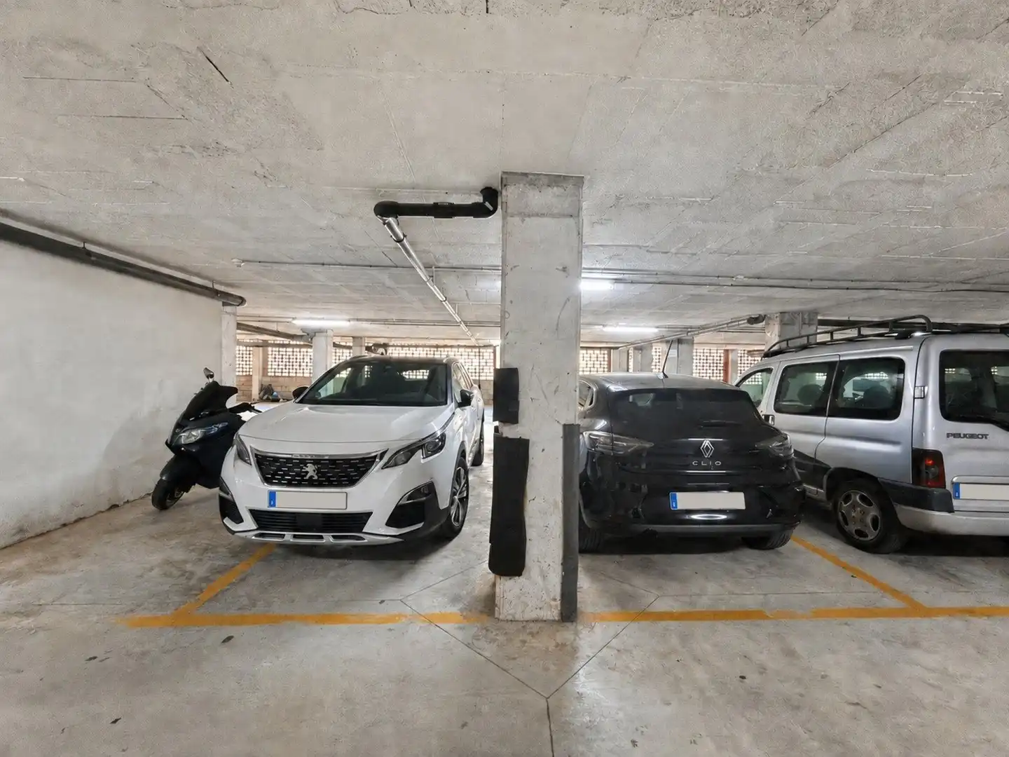 Parking de Piso en venta en Martorell con Calefacción y Balcón