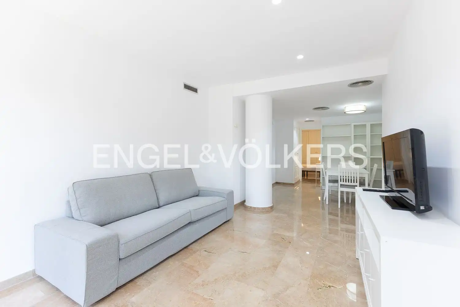 Living room of Flat for rent in Valencia  with Air Conditioner, Heating and Swimming Pool