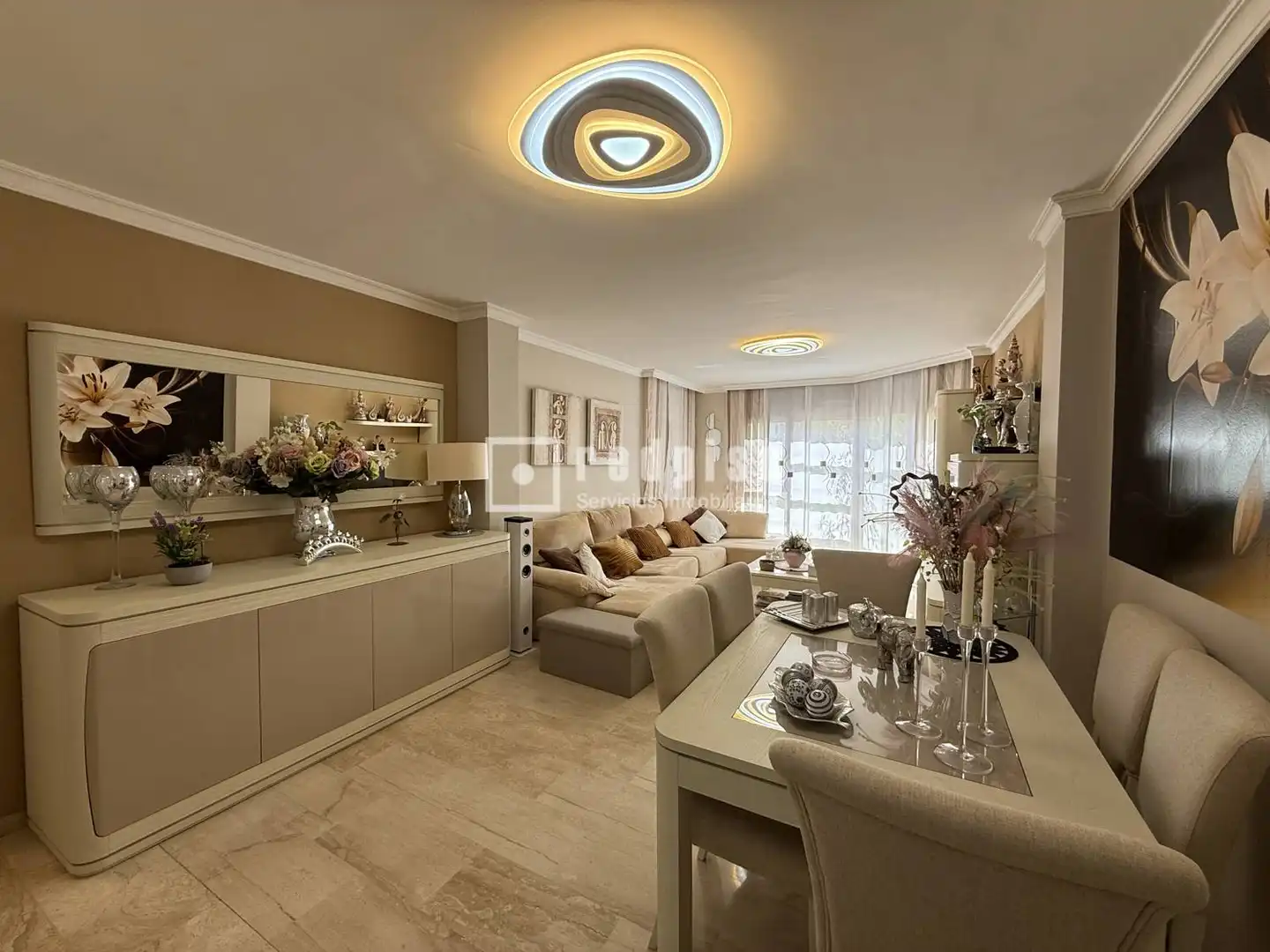 Sala de estar de Piso en venta en Málaga con Aire acondicionado, Calefacción y Jardín privado