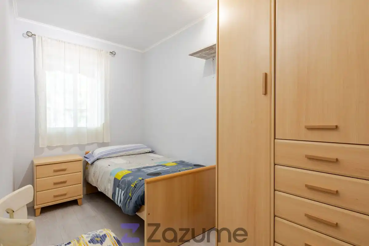 Habitación de Piso de alquiler en Alcalá de Henares con Aire acondicionado, Parquet y Terraza