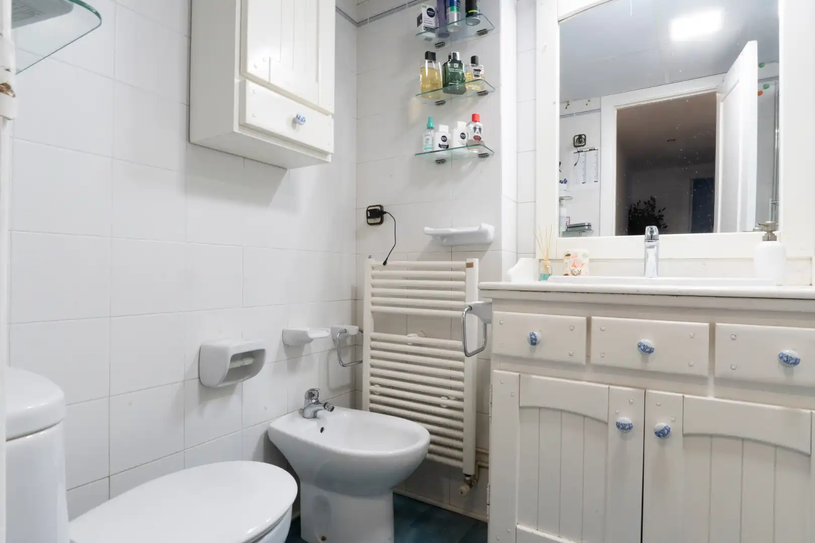 Badezimmer von Wohnung zum Verkauf in Jaén mit Klimaanlage, Heizung und Privatgarten