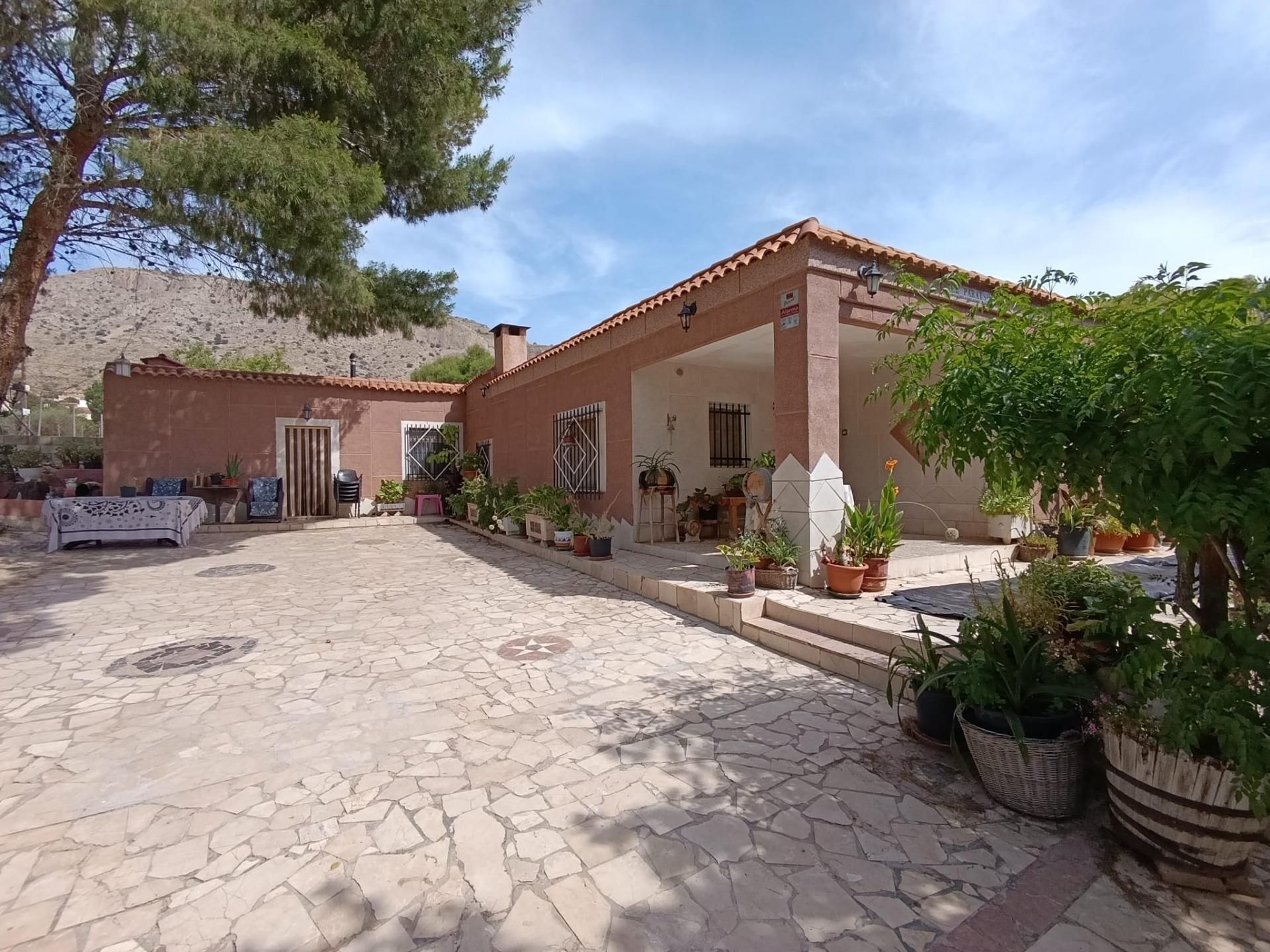 Exterior view of House or chalet for sale in Hondón de las Nieves / El Fondó de les Neus  with Private garden, Terrace and Storage room