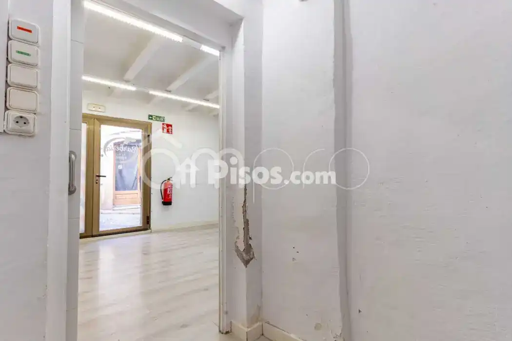 Commercial properties for rent in Centre