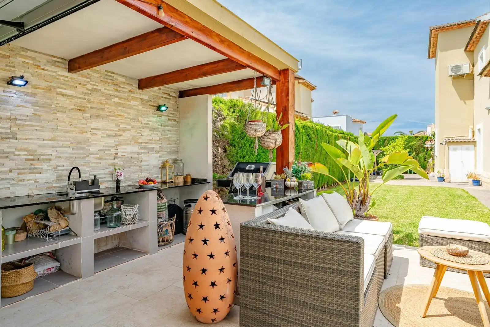 Casa o chalet de alquiler en Les Bovetes - La Felicidad