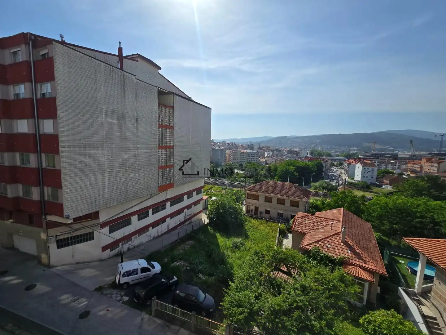 Vista exterior de Pis en venda en Pontevedra Capital  amb Traster i Balcó