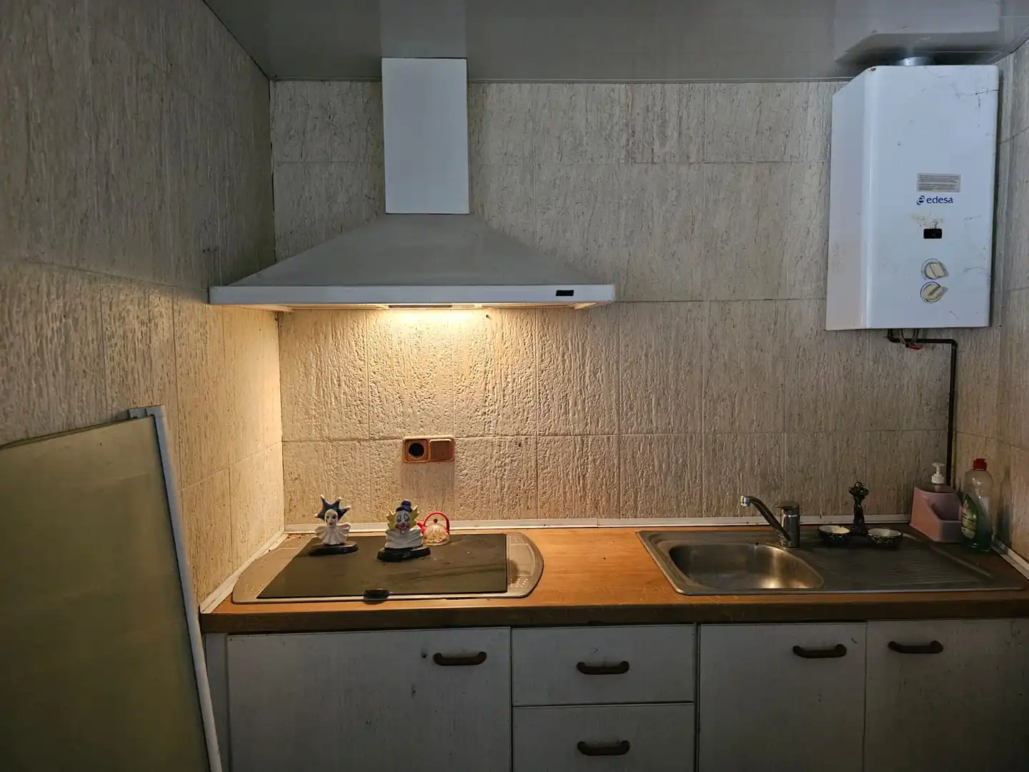 Cuina de Casa o xalet en venda en Girona amb Calefacció, Jardí privat i Terrassa