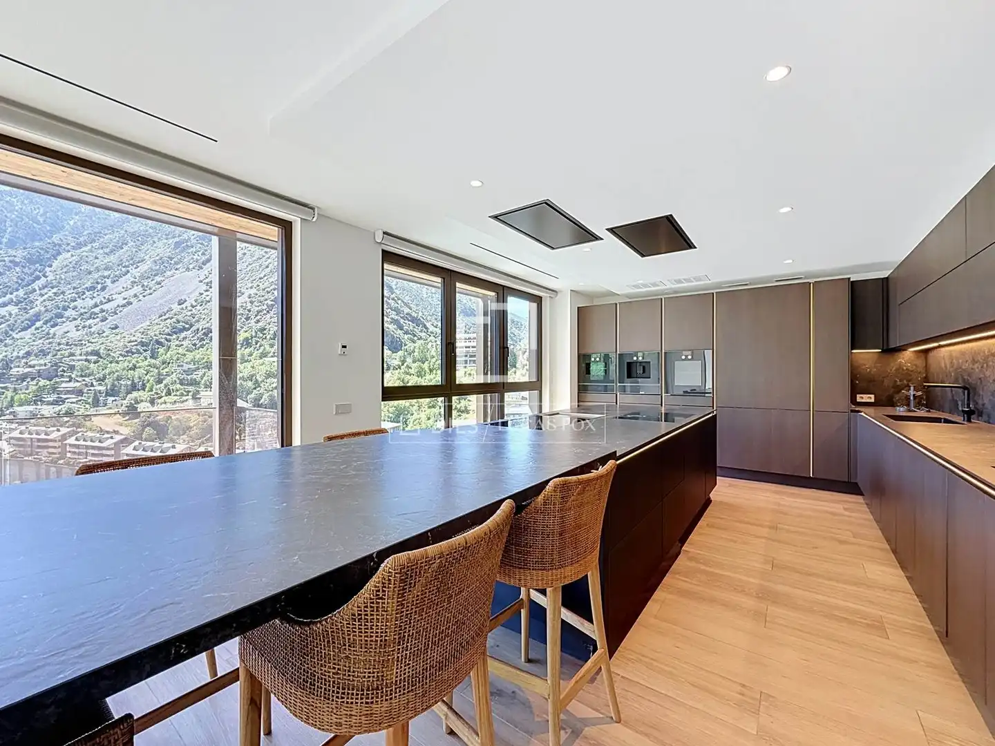 Ático con terraza en venta en Les Escaldes, imagen 11