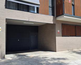 Vista exterior de Garatge en venda en Cornellà de Llobregat