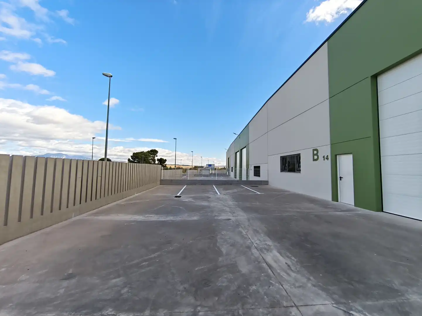 Industriegebäude zum Verkauf in Polígono Cantabria, imagen 11