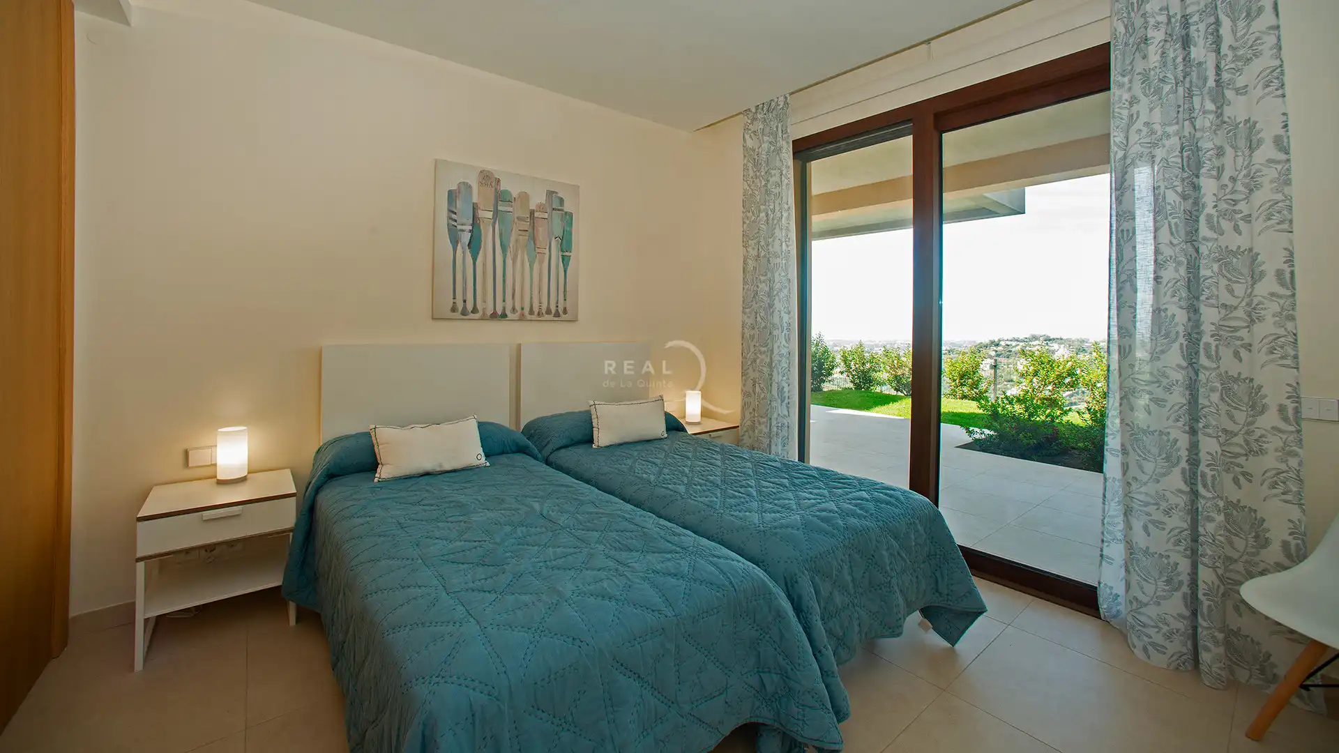 Habitación de Piso de alquiler en Benahavís con Aire acondicionado, Calefacción y Jardín privado
