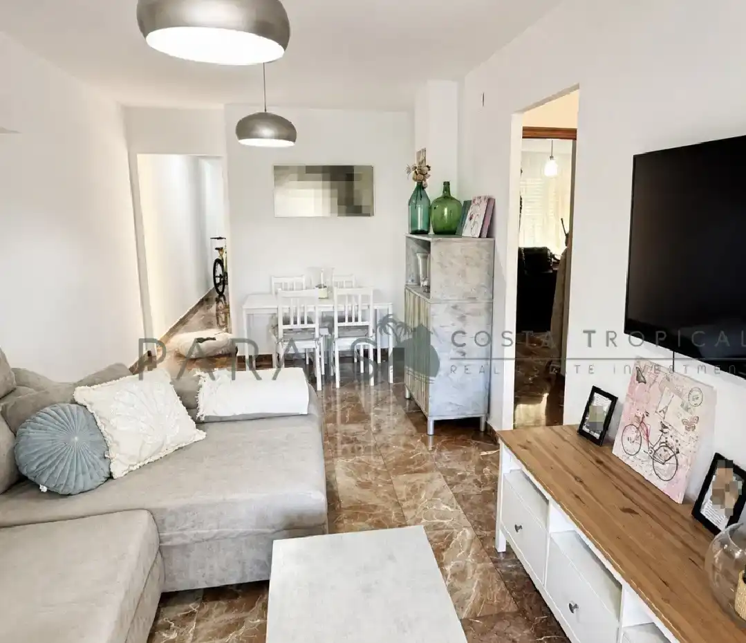 Wohnzimmer von Wohnung zum Verkauf in Almuñécar
