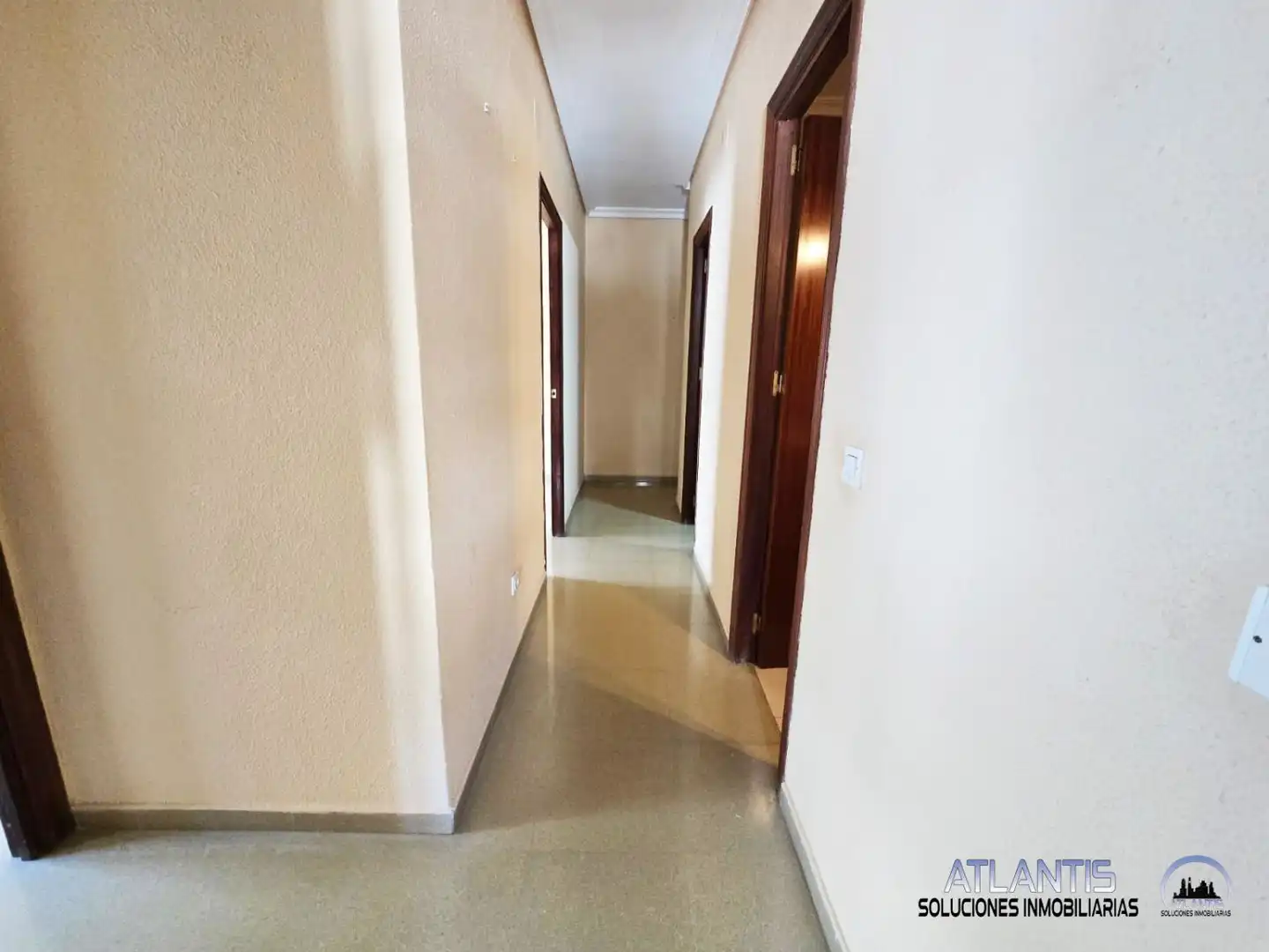 Wohnung zum Verkauf in Sevilla mit Abstellraum