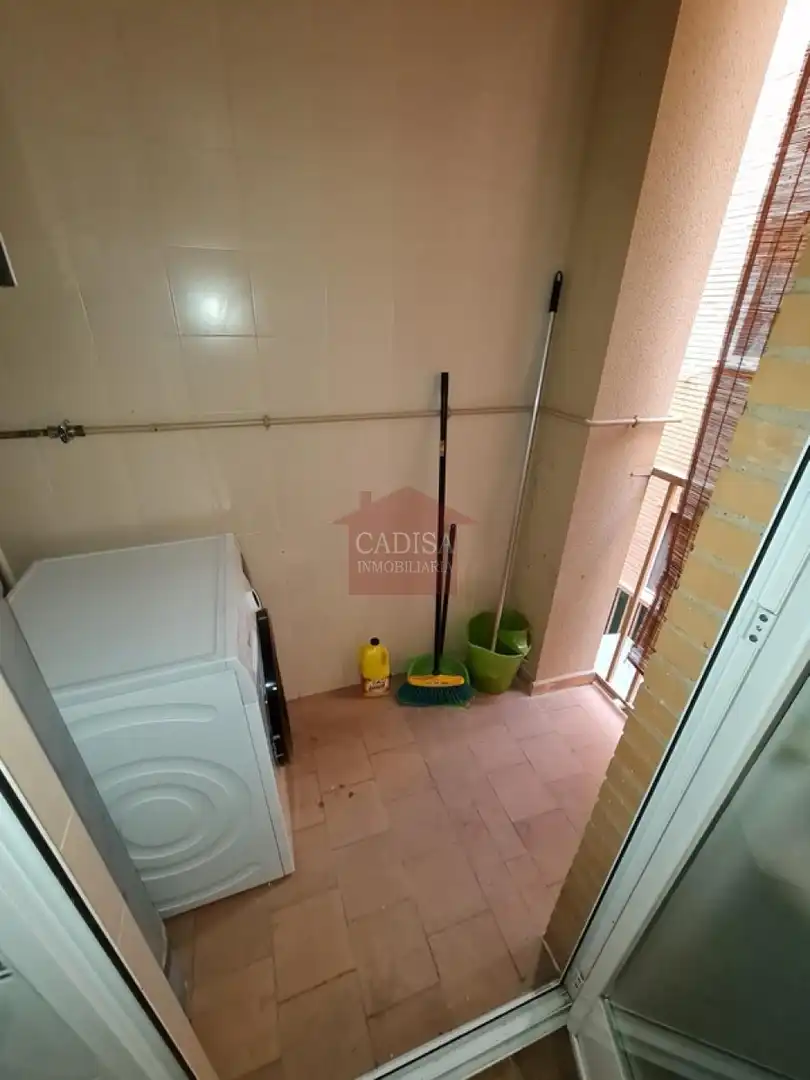 Habitación de Piso de alquiler en Salamanca con Calefacción, Trastero y Amueblado