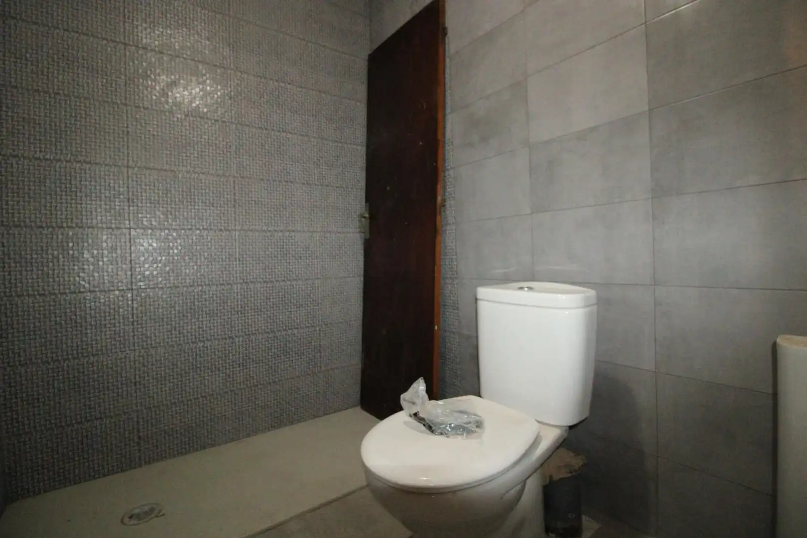 Baño de Piso en venta en Cartagena con Terraza y Balcón