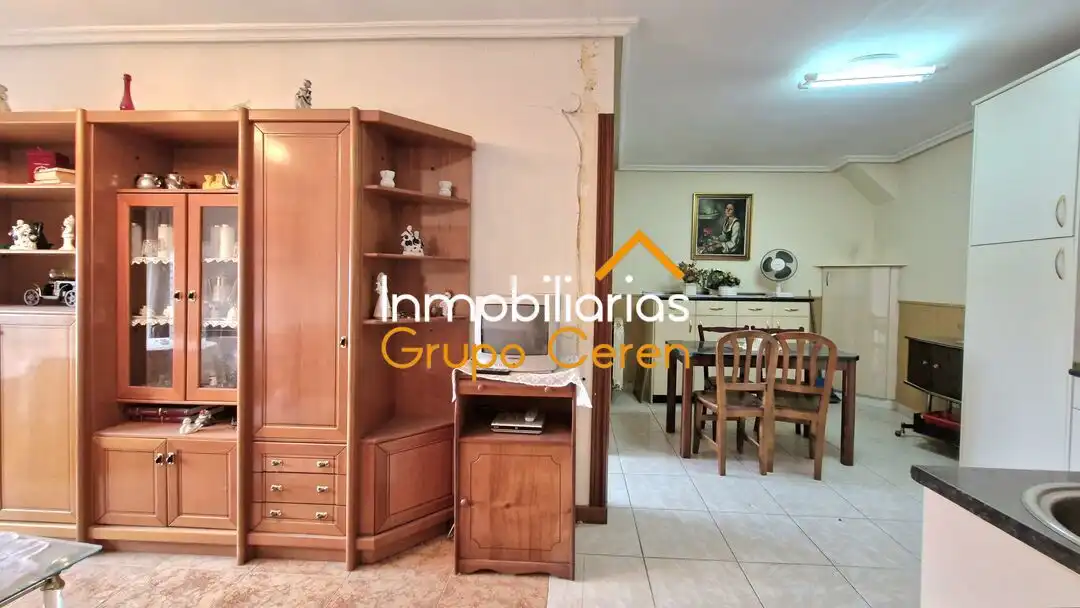 Vista exterior de Piso en venta en Castañares de Rioja con Calefacción, Terraza y Trastero