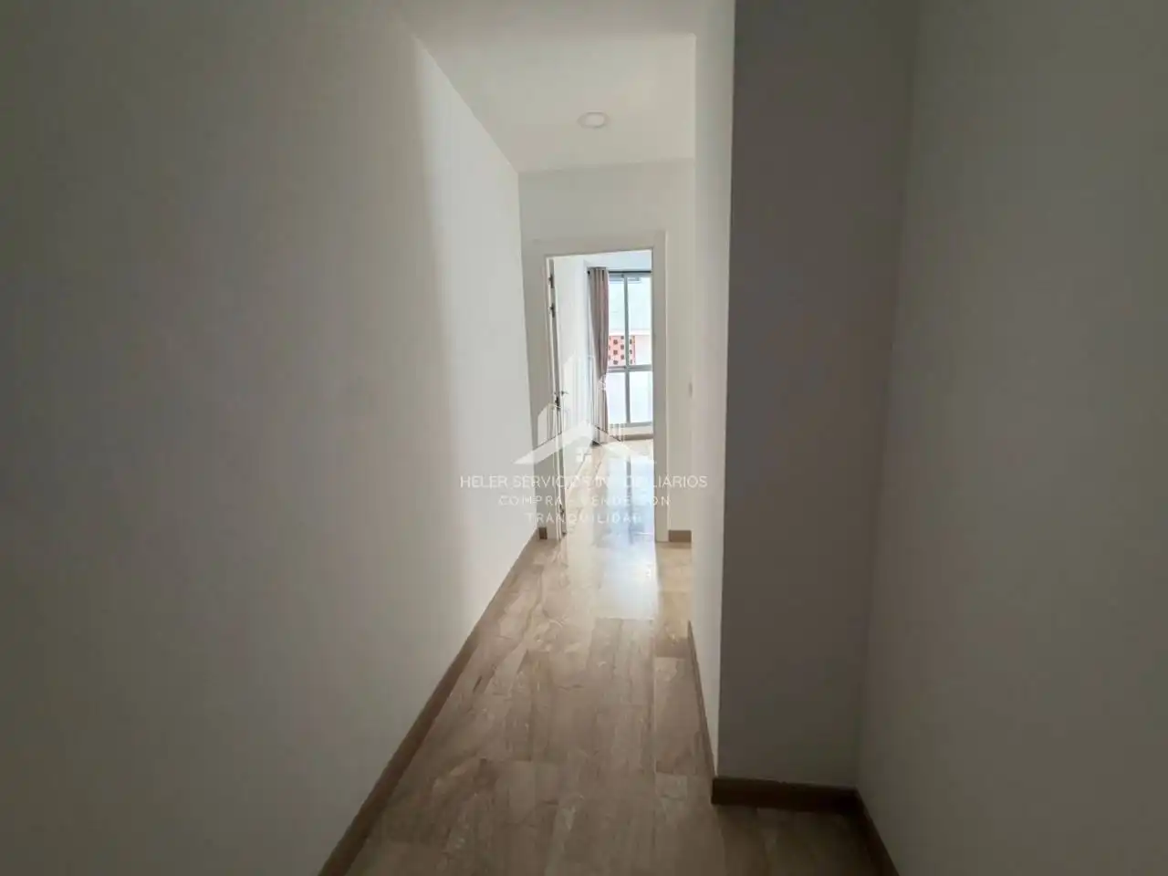 Piso de alquiler en Castellón de la Plana / Castelló de la Plana con Parquet y Amueblado
