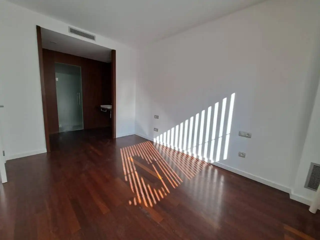 Flat for sale in Calle Lacy, Centre