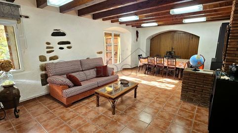 MASIA 360 m2, 3 VIVIENDAS INDEPENDIENTES, 7 HABITACIONES, 3 BAÑOS, 4.000 m2, HUERTO, JARDIN, BUEN ESTADO GENERAL., imatge 3