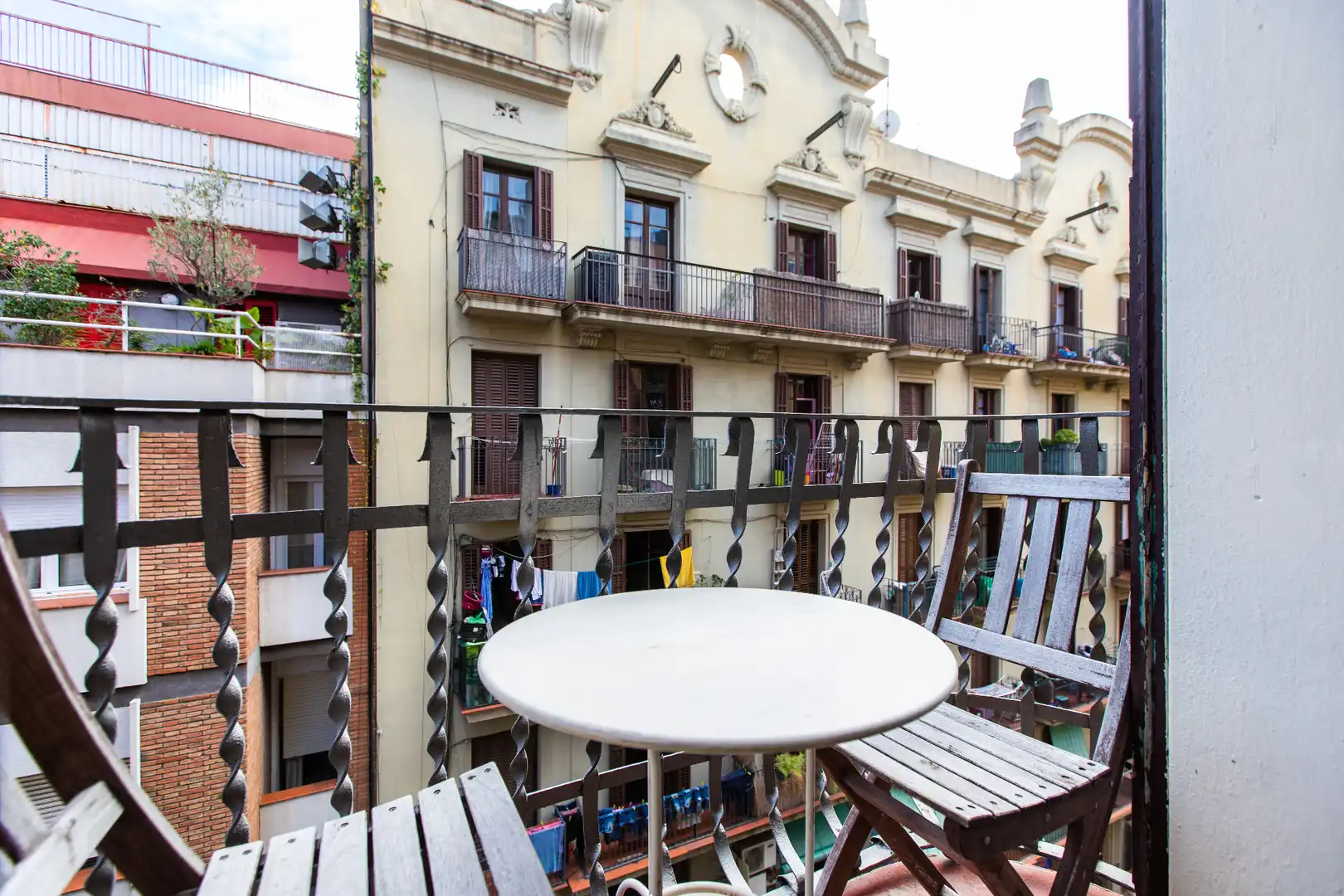Flat for sale in Carrer de Tapioles, El Poble Sec - Parc de Montjuïc