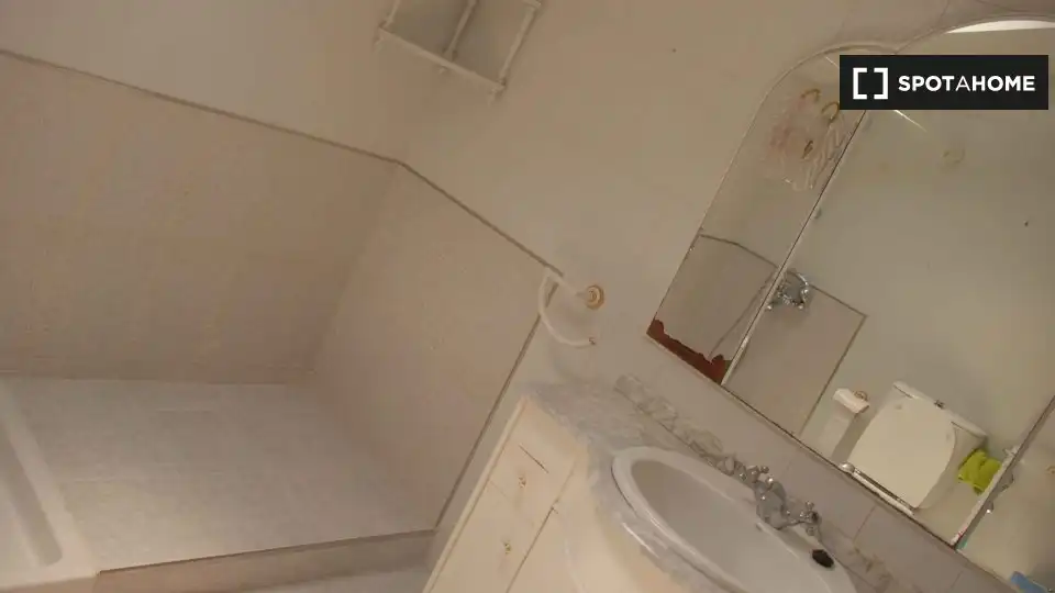Room in Cabral - Candeán
