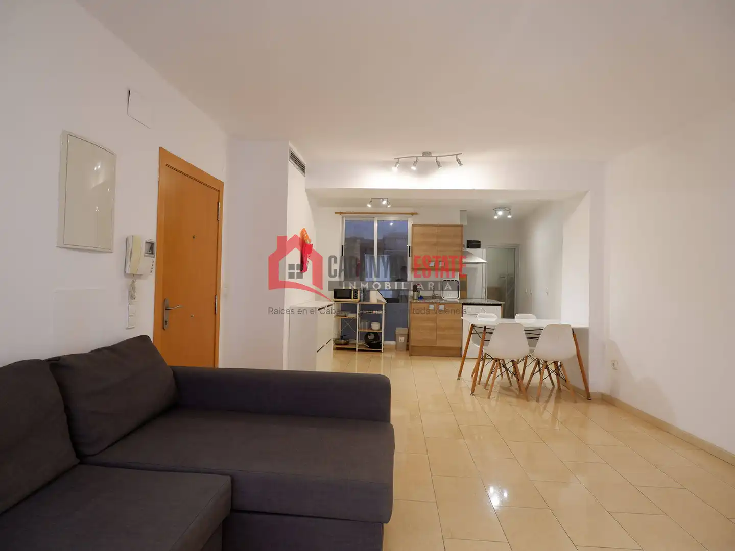 Vista exterior de Estudio de alquiler en Valencia con Aire acondicionado, Amueblado y Balcón