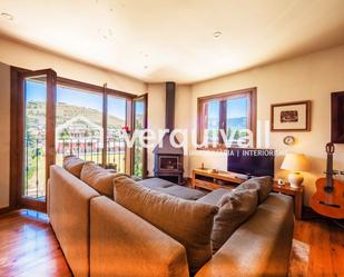 Sala d'estar de Apartament en venda en Llívia amb Calefacció, Parquet i Traster