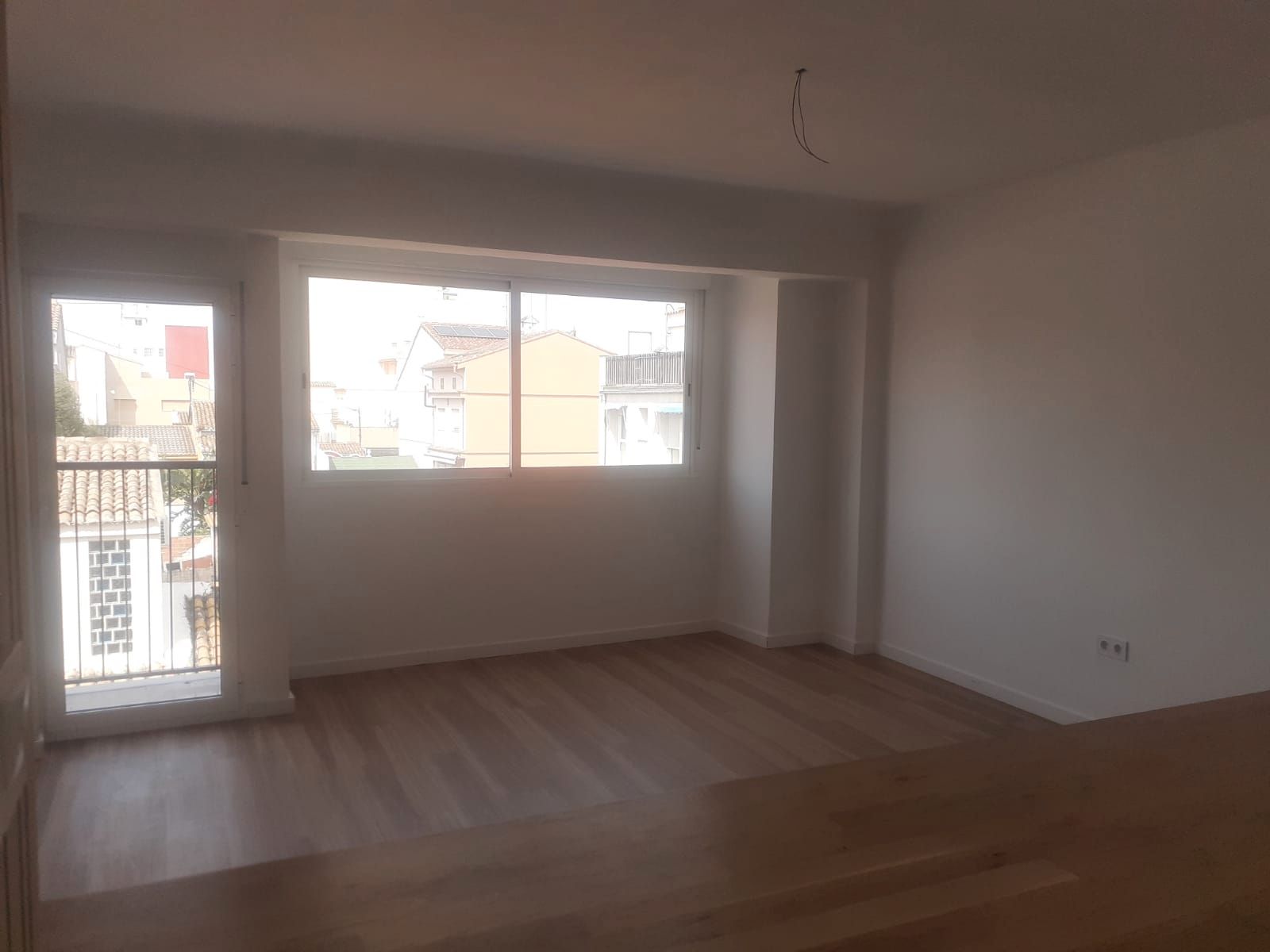 Bedroom of Flat for sale in  Valencia Capital  with Parquet flooring, Oven and Balcony