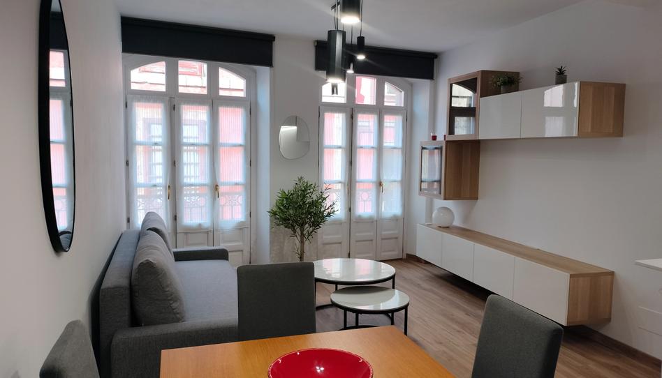 Photo 1 of Apartment to rent in Calle la Ferrería, Centro, Asturias