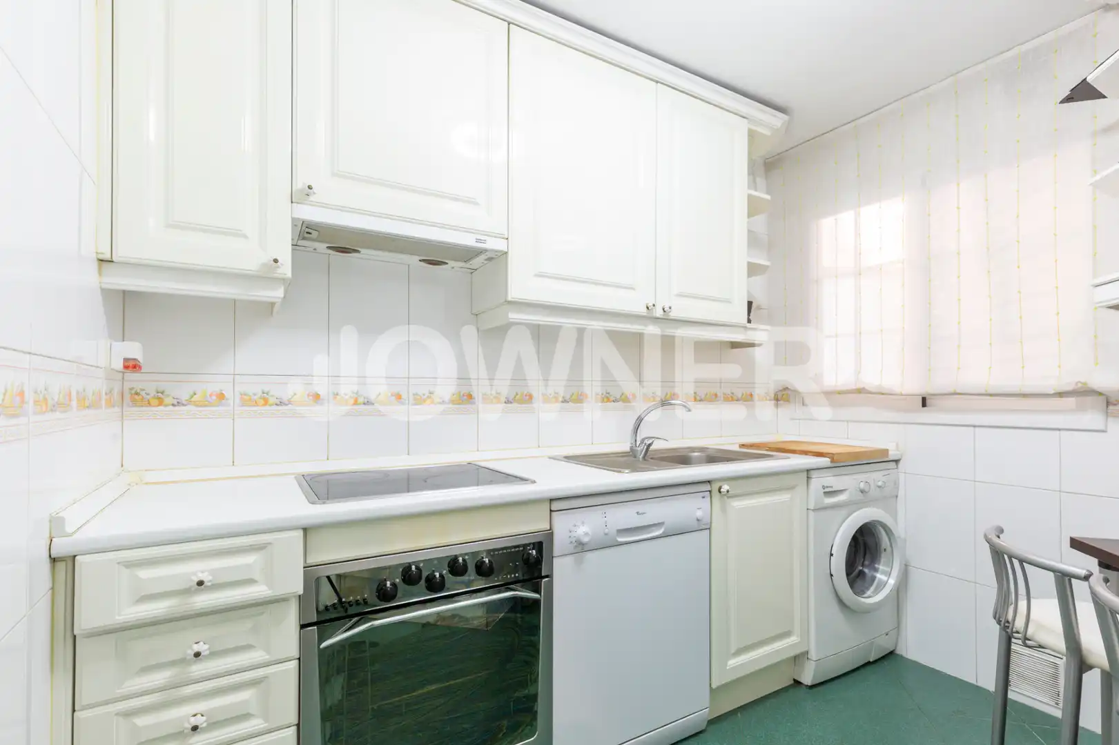Kitchen of Flat for sale in Madrid  with Air Conditioner, Storage room and Oven