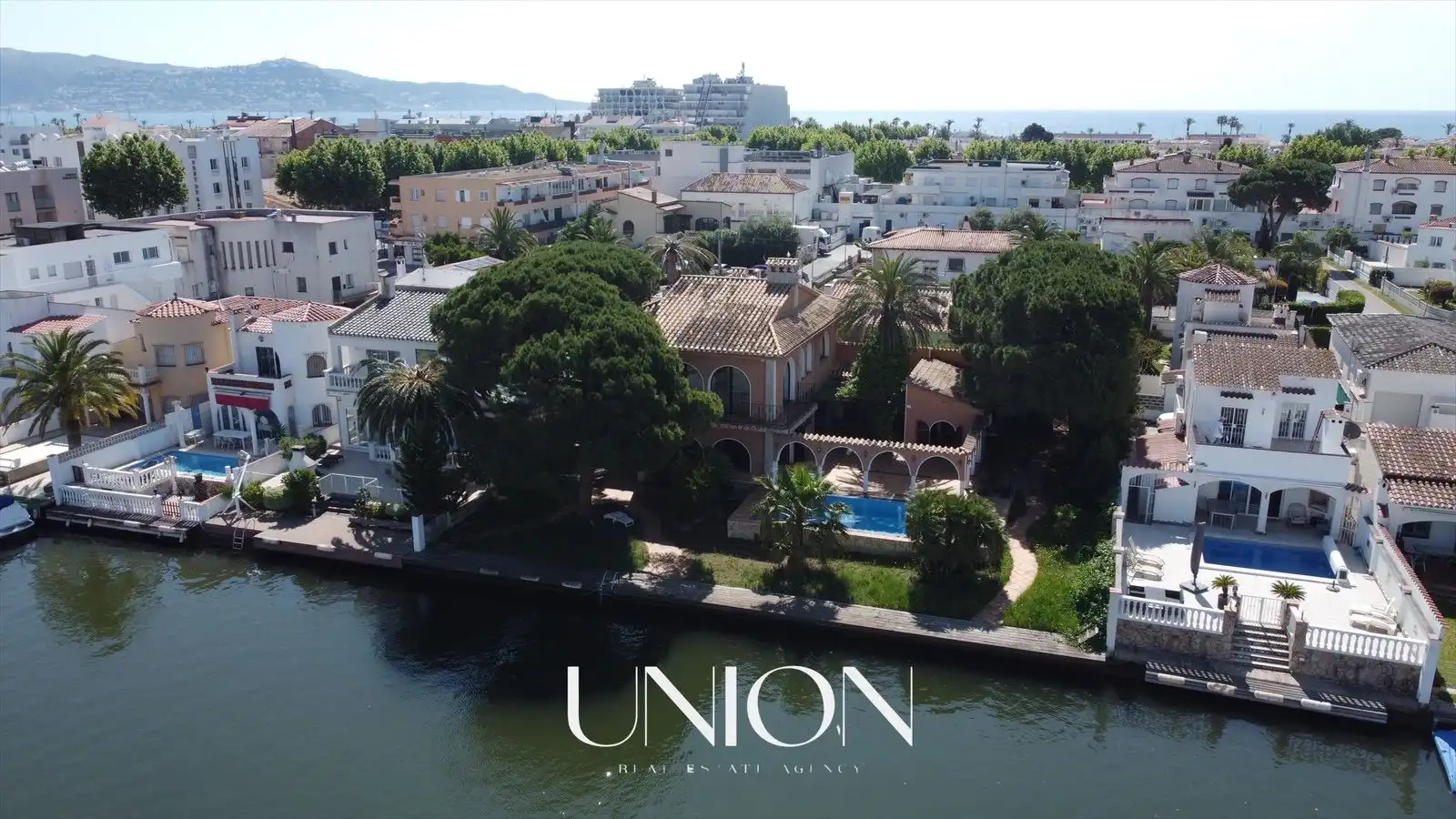 Chalet con piscina en venta en Requesens, imagen 5