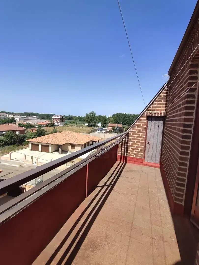 Terrassa de Àtic en venda en Villarejo de Órbigo amb Terrassa i Piscina
