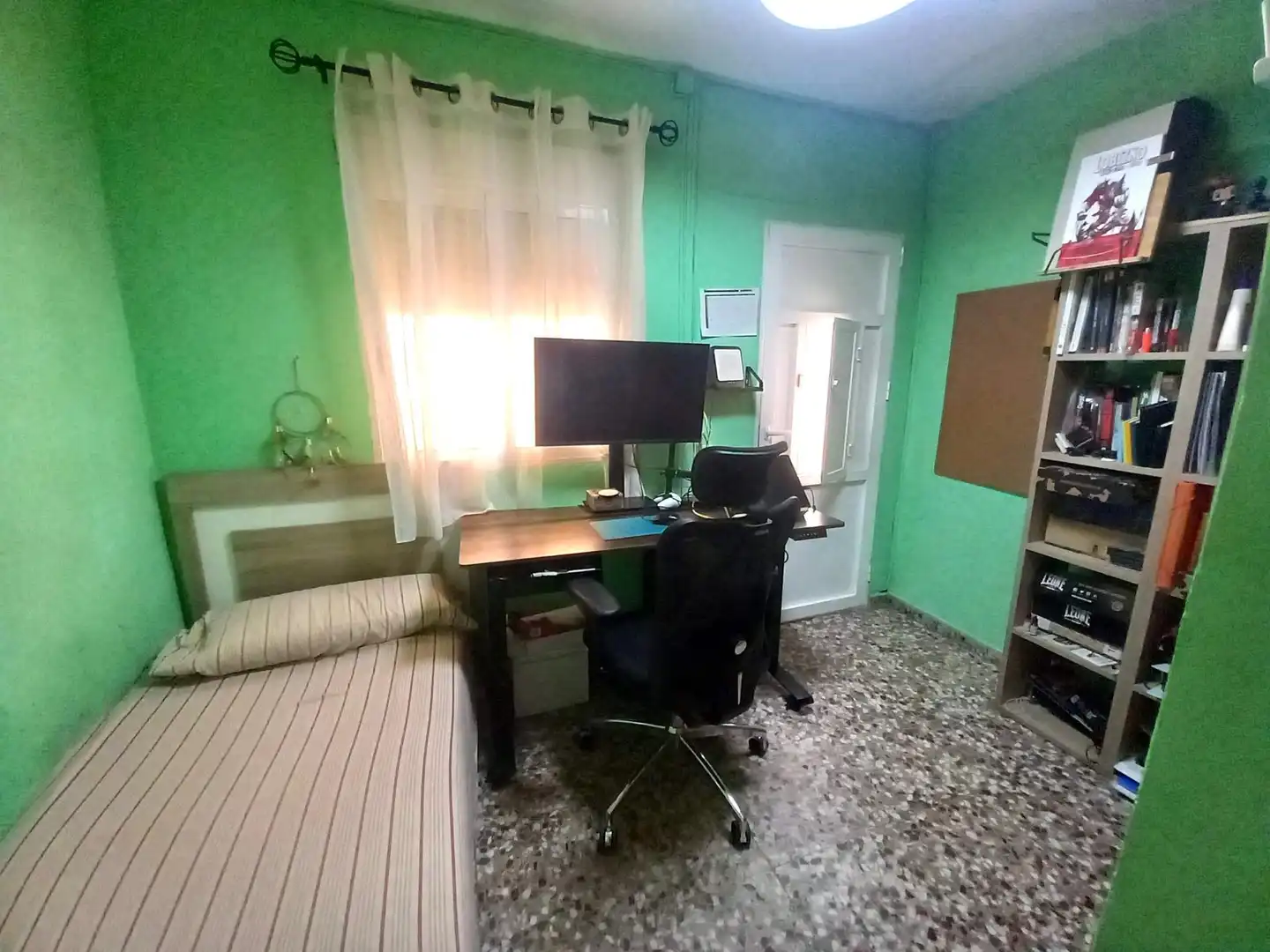 Dormitori de Casa o xalet en venda en Cartagena amb Aire condicionat i Moblat