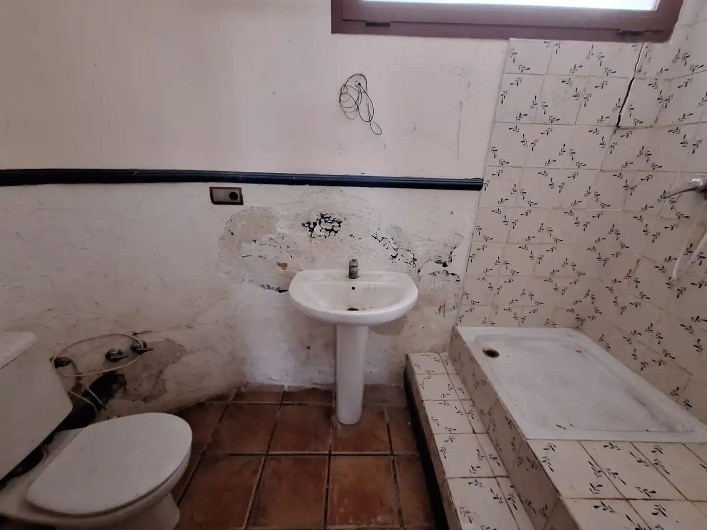 Bathroom of Houses for sale in Cebolla, Toledo