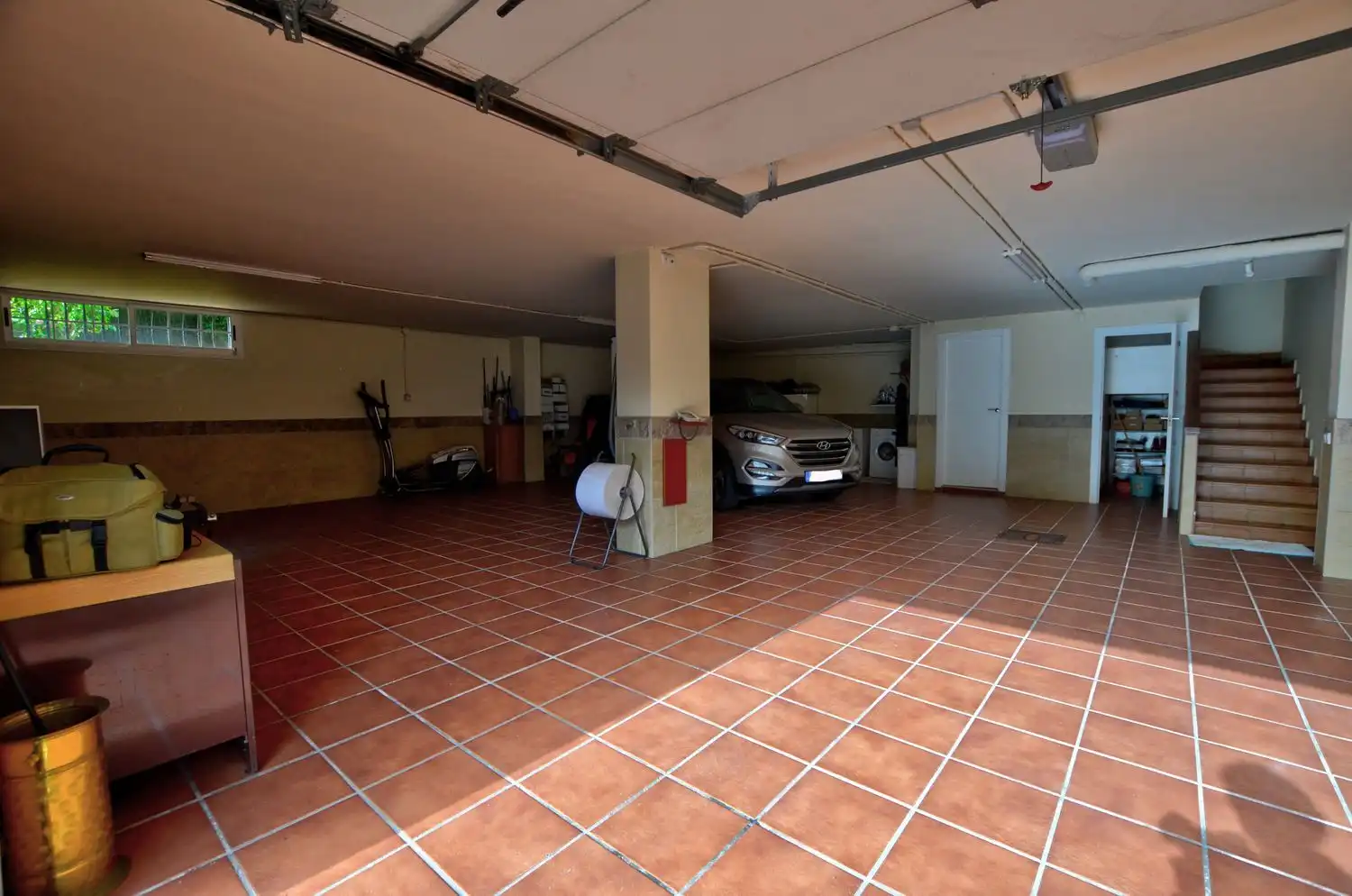 Parking de Casa o chalet en venta en Avilés con Calefacción, Terraza y Trastero