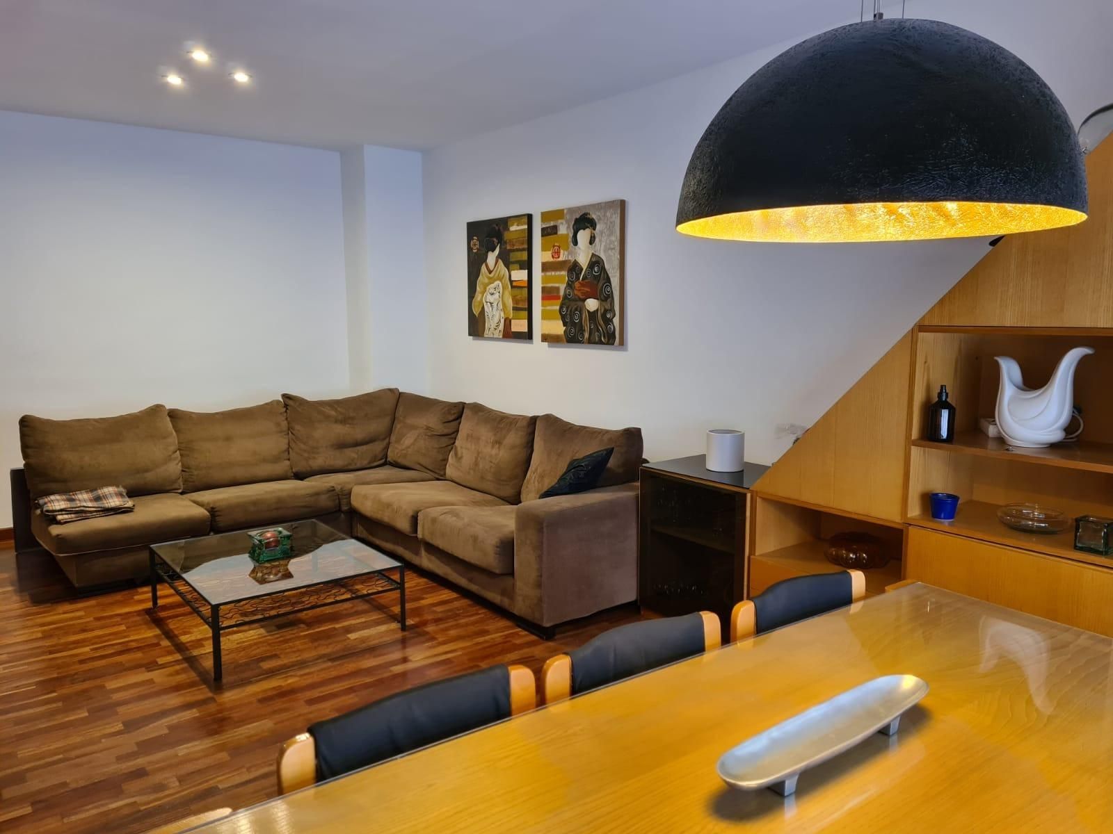 Sala d'estar de Pis de lloguer en  Valencia Capital amb Aire condicionat, Calefacció i Jardí privat