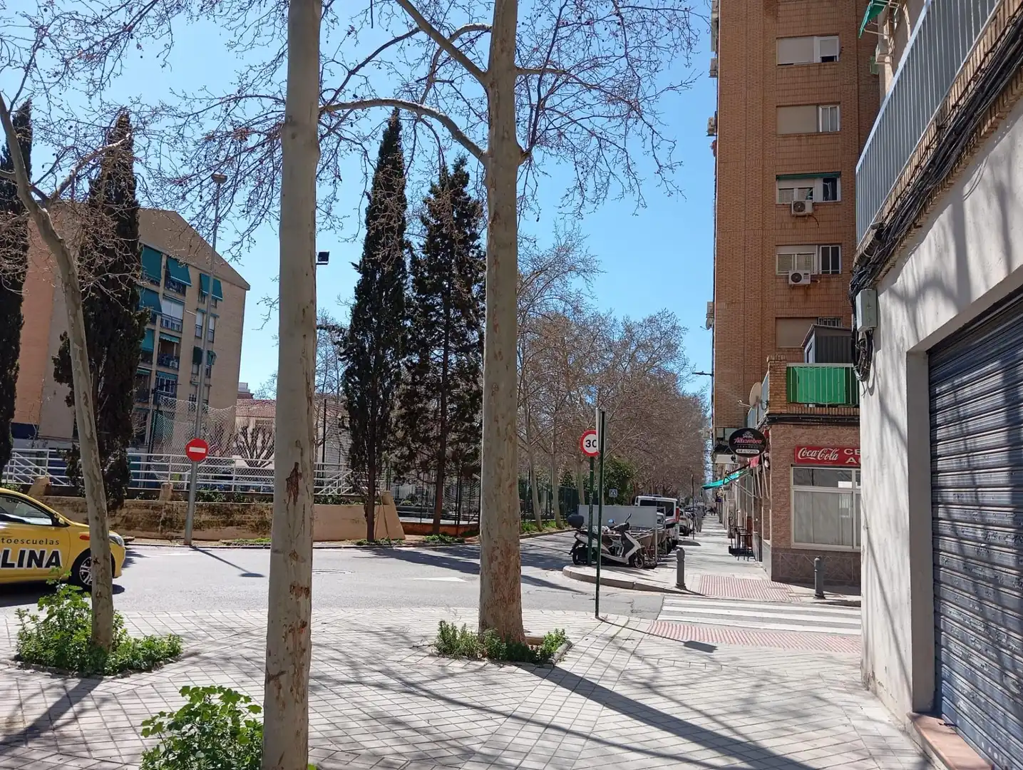 Vista exterior de Piso en venta en Granada