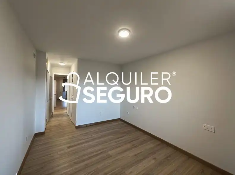 Dormitori de Àtic de lloguer en Las Rozas de Madrid amb Calefacció i Terrassa