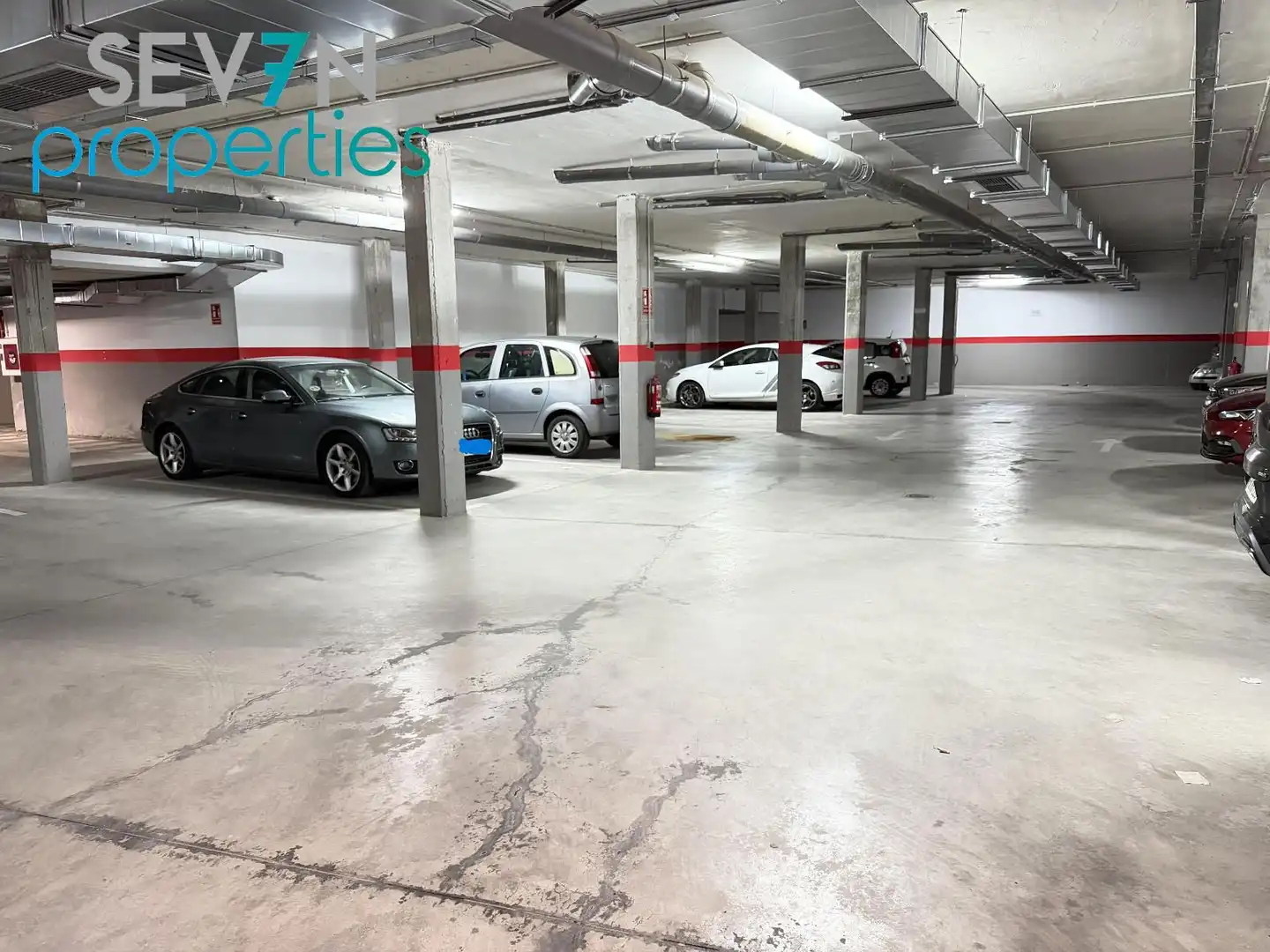 Parkplatz von Wohnung zum Verkauf in Santo Domingo-Caudilla mit Heizung, Parkett und Terrasse
