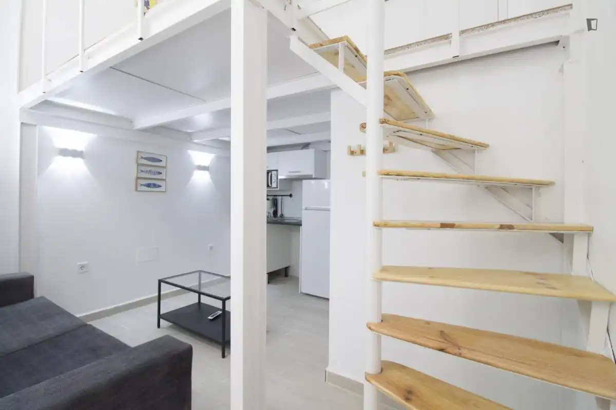 Study for rent in Pradolongo